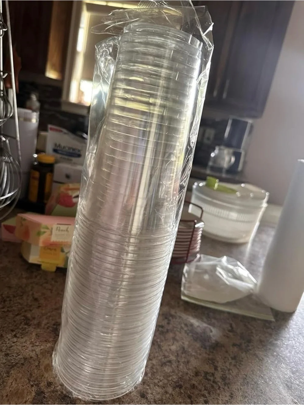 [100 SETS] 32 oz Cups with lids, Plastic cups with lids and straws